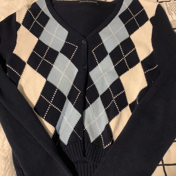 brandy melville rare sweater not sold anymore - Picture 3 of 5
